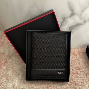NWT passport holder